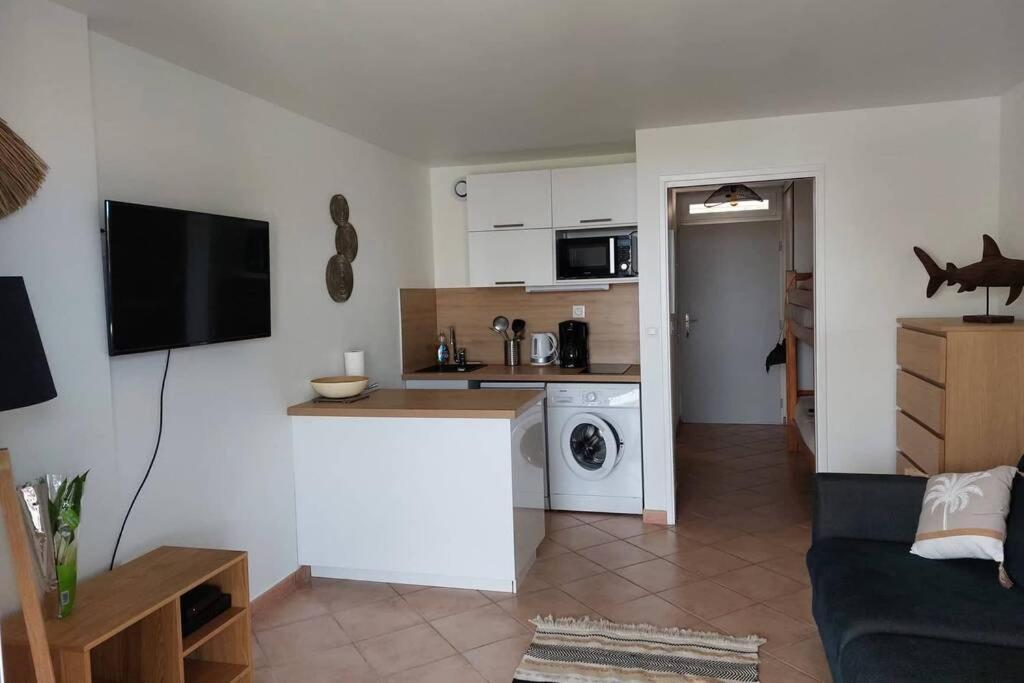 Magnifique Studio A 50M De La Plage De Cavaliere - Studio Tamarindo Ле-Лаванду Экстерьер фото