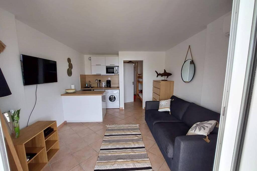 Magnifique Studio A 50M De La Plage De Cavaliere - Studio Tamarindo Ле-Лаванду Экстерьер фото